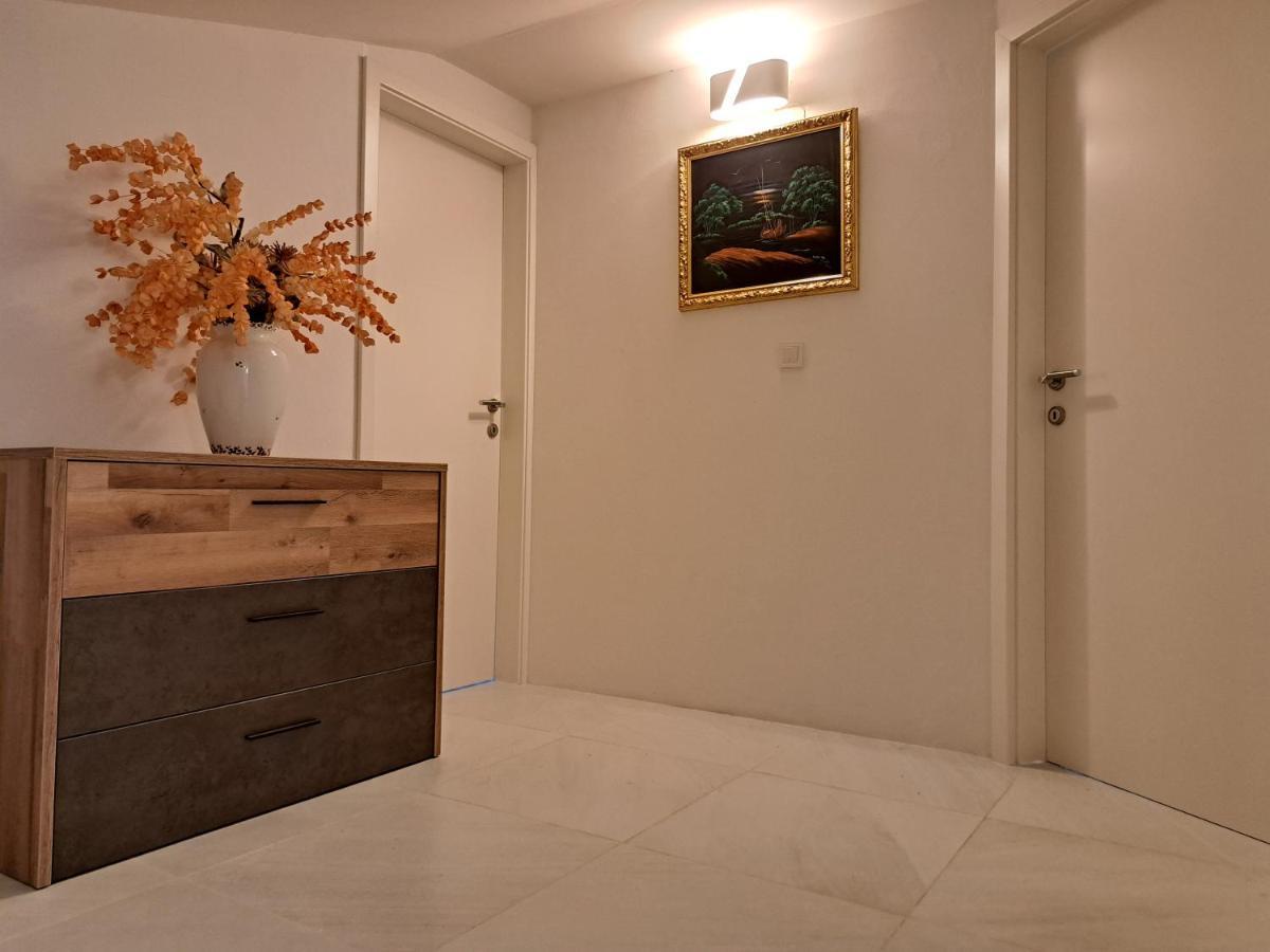 Villa Opera Ražanac Exteriör bild